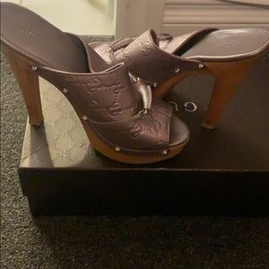 Mauve Gucci D Ring Clogs